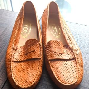 Tod's Orange Leather Loafers